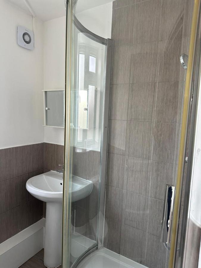 Spacious 2 Bed Flat Barking  Exteriér fotografie