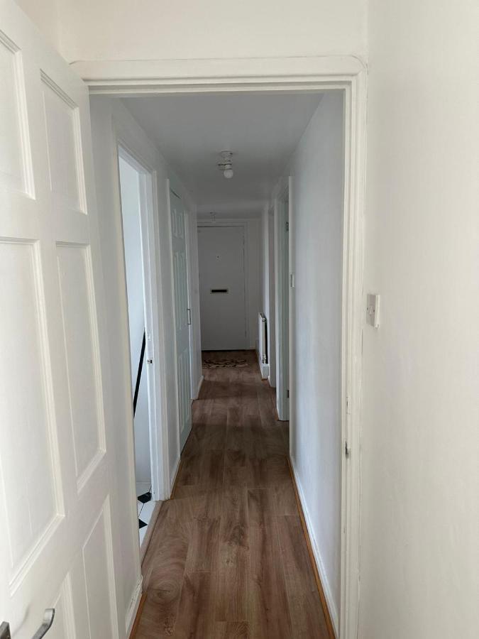 Spacious 2 Bed Flat Barking  Exteriér fotografie
